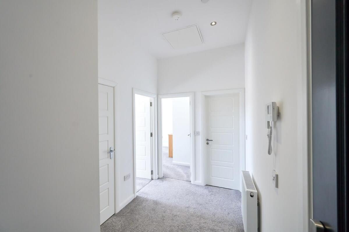 Modern 2 Bedroom Apartment In Preston بريستون المظهر الخارجي الصورة
