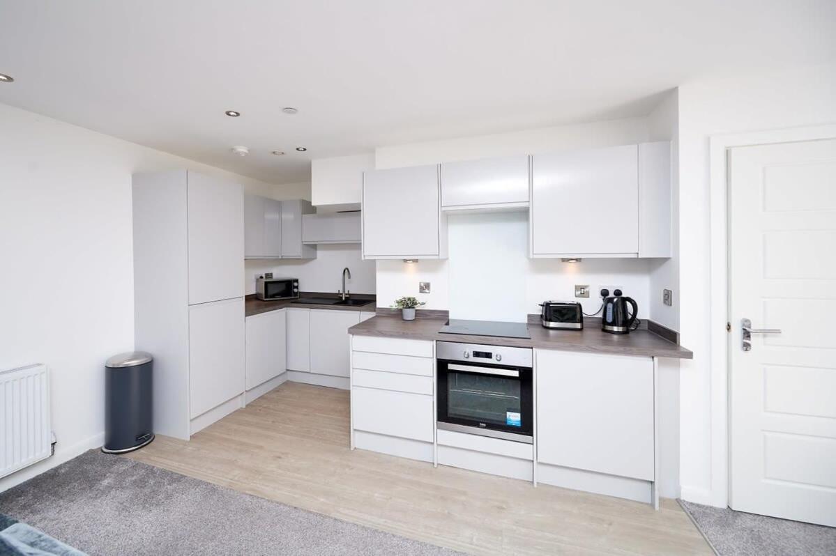 Modern 2 Bedroom Apartment In Preston بريستون المظهر الخارجي الصورة